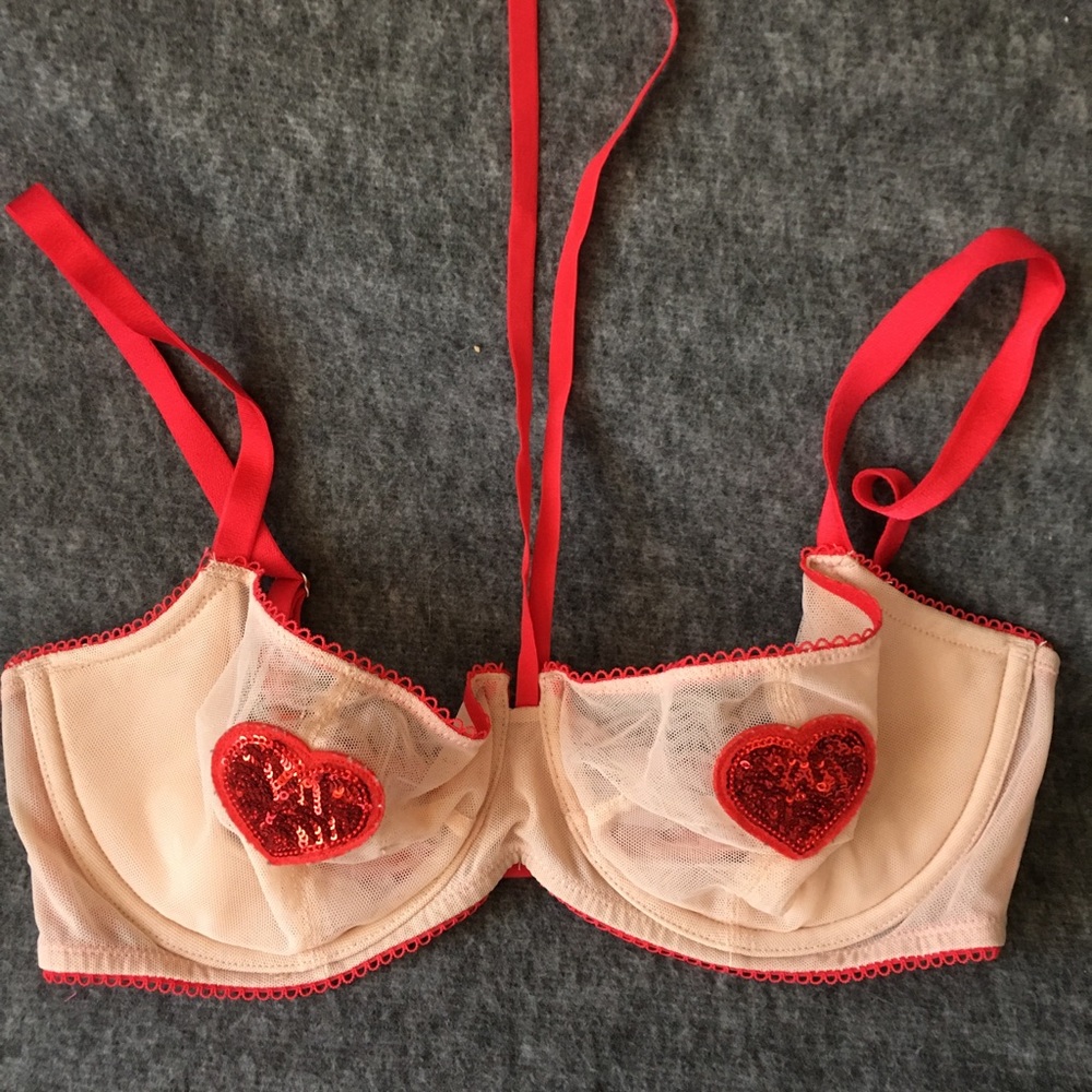 🟤Woman’s Vintage Victoria’s Secret  Sexy Peek-A-Boo Bra 34DD